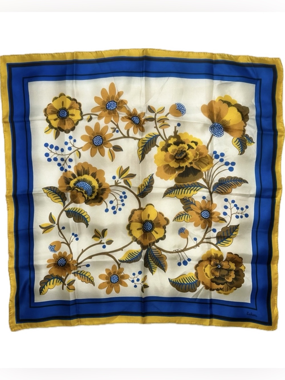 VTG Echo 100% Pure Silk Botanical Floral Print Square Elegant Scarf with Logo